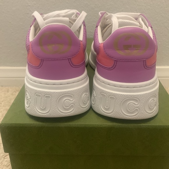 Authentic Gucci Sneakers Women’s size 6 - Picture 4 of 7
